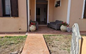 Claudia'S House